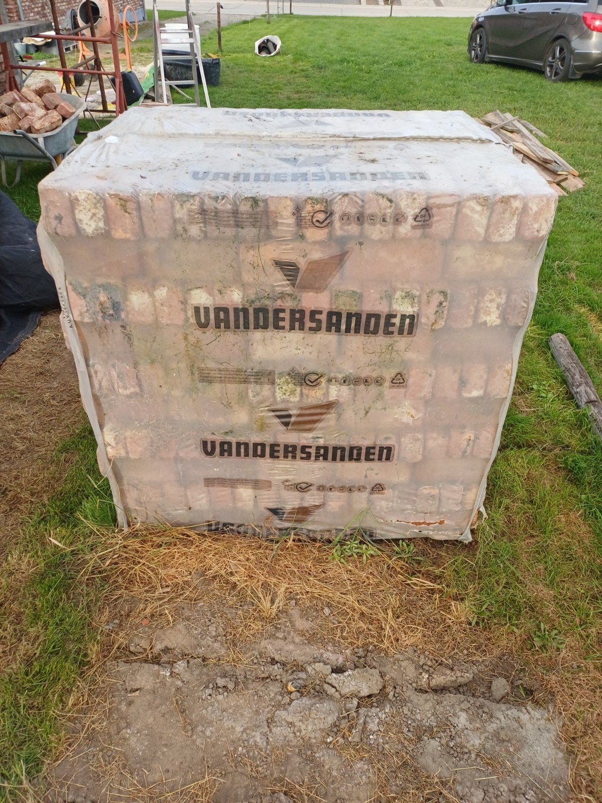 oud maasland gevelsteen, Ophalen, Nieuw, Bakstenen