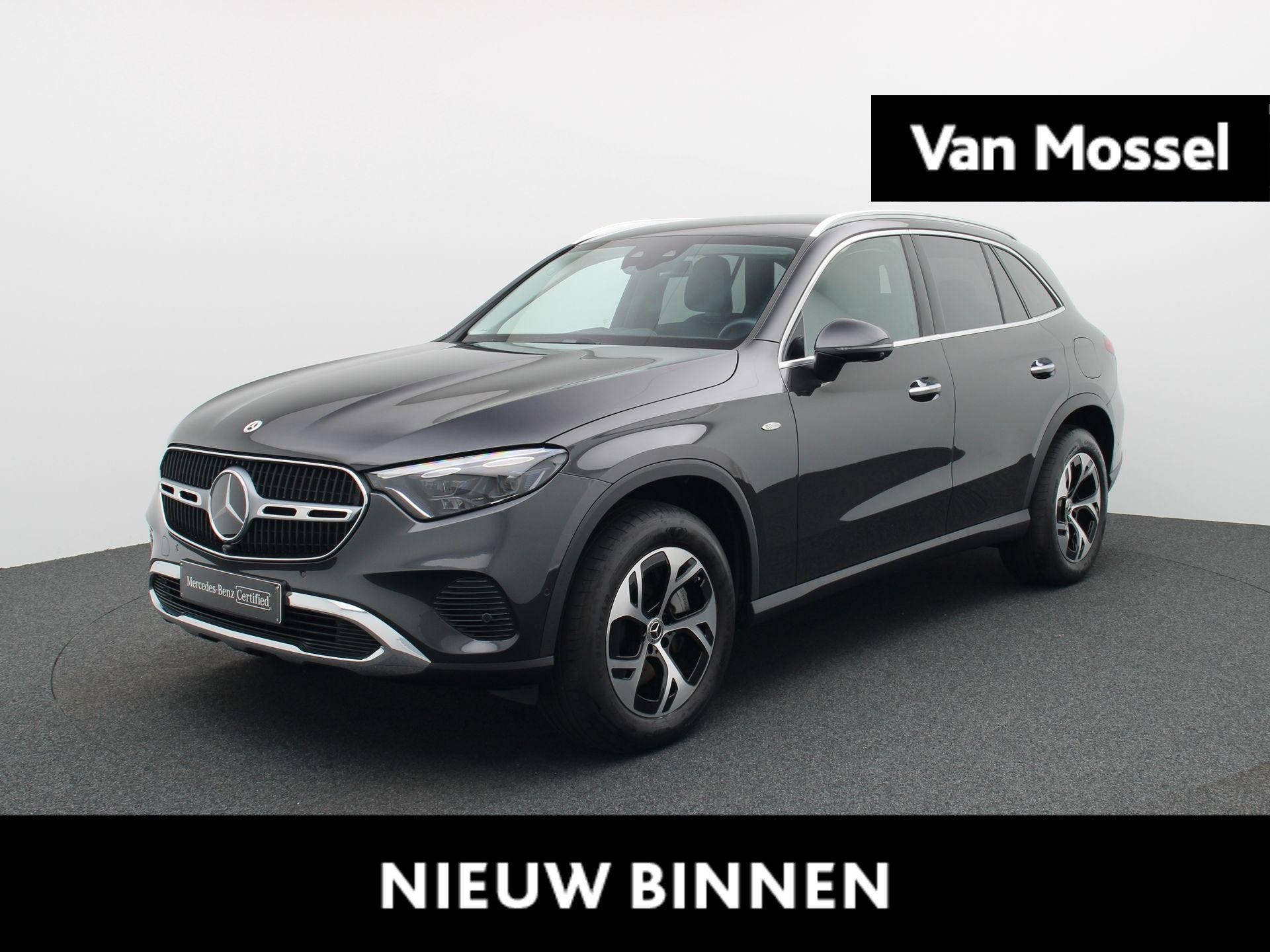 Mercedes-Benz GLC 300 e SUV Luxury Line + LEDER + DIGITAL LI, Auto's, Mercedes-Benz, Automaat, Gebruikt, Zwart, 2000 kg