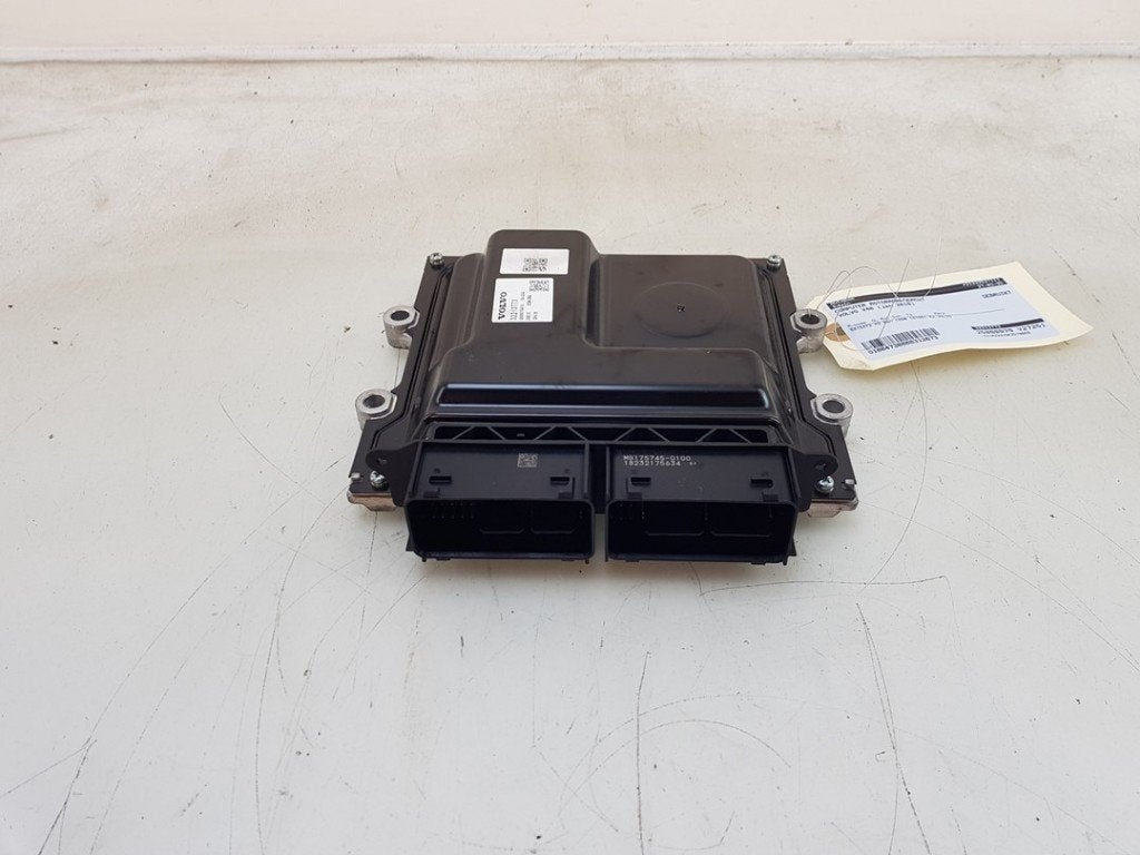 CALCULATEUR MOTEUR ECU Volvo V40 (MV) (|32213773|36012801|), Info@volvocars.com, Volvo Car Germany GmbH, Siegburger Straße 229
50679  Köln, DE