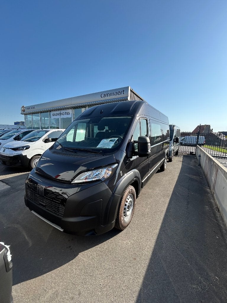 Fiat Ducato L3H2 Dubbele Cabine 6 Zitplaatsen Nieuw op stock, Auto's, Bestelwagens en Lichte vracht, Bedrijf, Te koop, ABS, Achteruitrijcamera