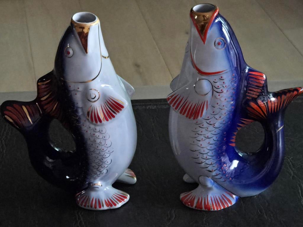 Twee identieke vintage items in porselein getekend Anno 50, Antiek en Kunst, Curiosa en Brocante, Ophalen of Verzenden