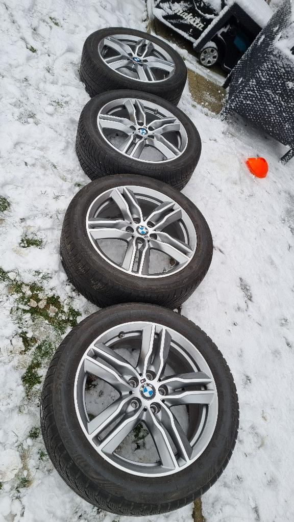 Jantes BMW avec pneus d'hiver 225/50/R18 Bridgestone, Autos : Pièces & Accessoires, Pneus hiver, Véhicule de tourisme, 18 pouces