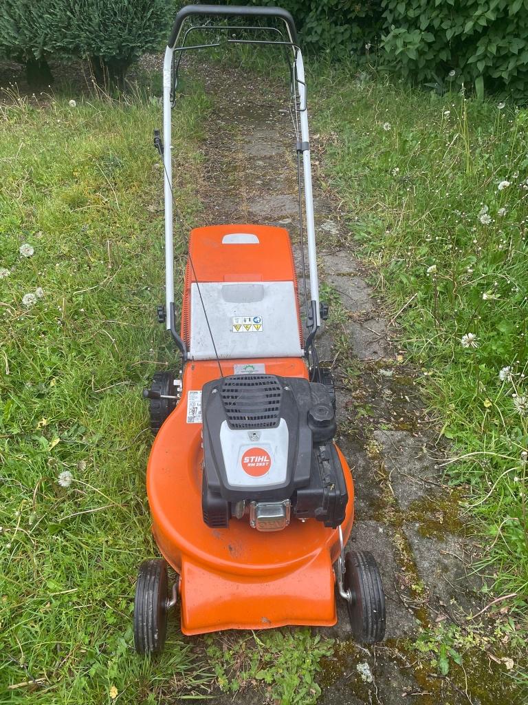 Grasmachine Stihl RM 253T, Tuin en Terras, Ophalen, Zo goed als nieuw, Benzine-grasmaaier, STILL