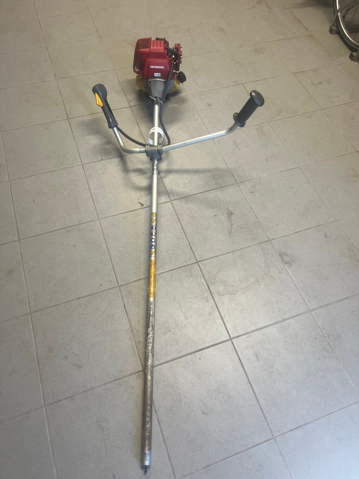 Honda Bosmaaier voor onderdelen of de motor, Tuin en Terras, Bosmaaiers, Ophalen, Zo goed als nieuw