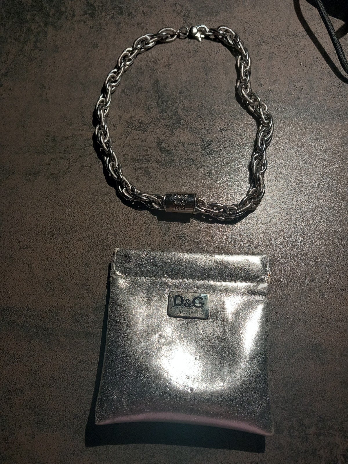 halsketting D&G, Handtassen en Accessoires, Ophalen