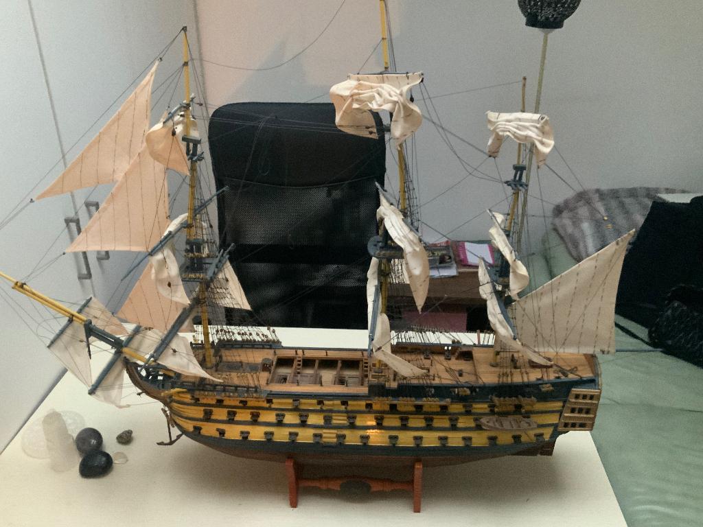 Maquette HMS Victory 1765 en bois – 70 cm – à restaurer, Enlèvement ou Envoi, Utilisé, 1:50 à 1:200