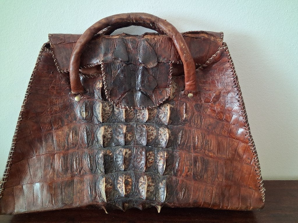 Uitzonderlijke vintage/antiek croco handtas in één stuk, Enlèvement, Utilisé, Brun, Sac à main
