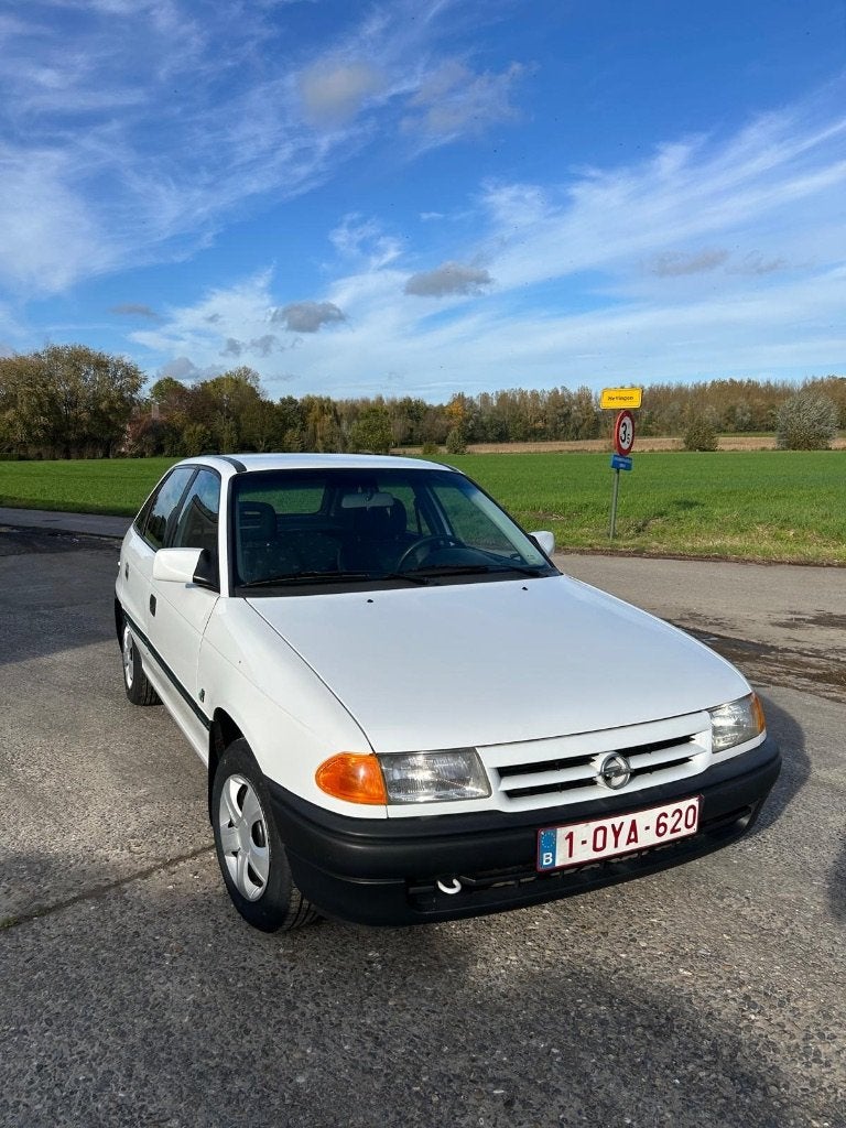 Opel Astra 1.7 diesel (bijna oldtimer), Autos, Achat, 4 portes, Boîte manuelle, 44 kW