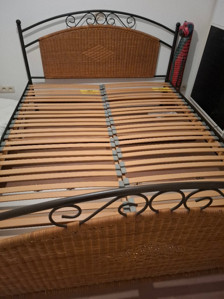 Bedframe, Ophalen, Zwart, Tweepersoons, Zo goed als nieuw