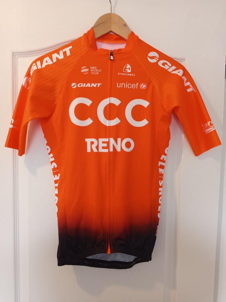 Maillot cyclisme ccc, Envoi