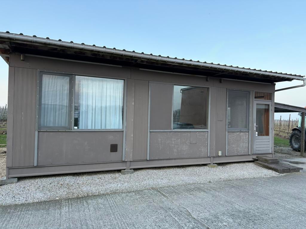 Stevige woonunit 9m x 7,5m, Ophalen