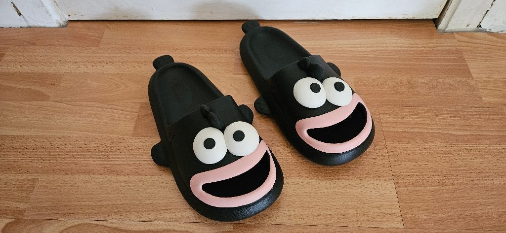 Chaussons de pêche Funny Clown taille 42 neufs, Neuf, Enlèvement ou Envoi, Pantoufles, Noir