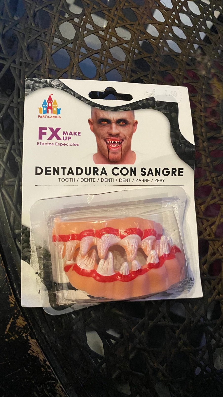 Dents de monstre pour Halloween !!! Lire l’annonce !!!, Enlèvement, Neuf