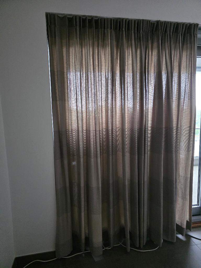 Set van 2 brede overgordijnen – neutrale beige tint, Huis en Inrichting, Stoffering | Gordijnen en Lamellen, Ophalen, Beige