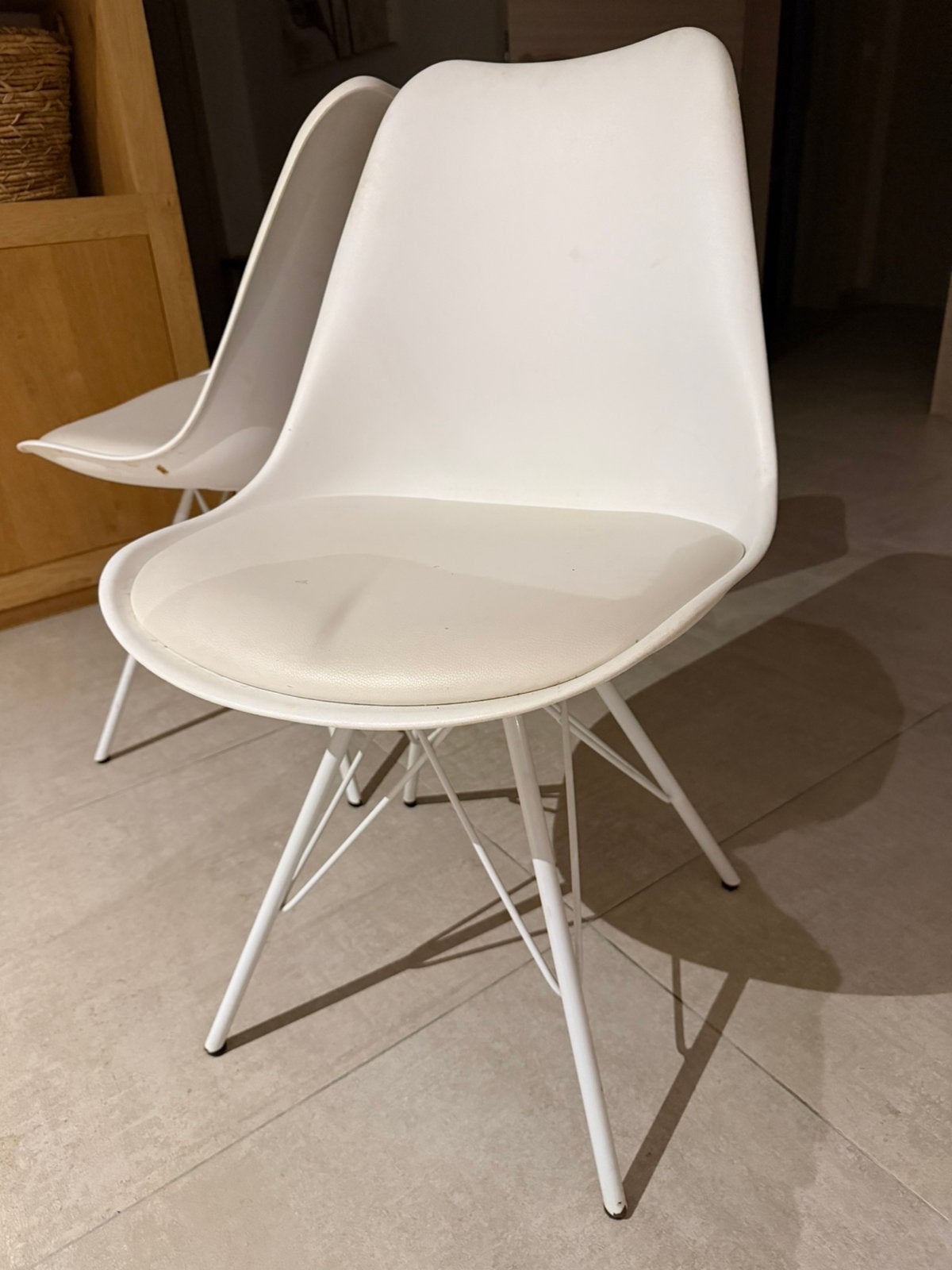 6 witte stoelen, Ophalen, Gebruikt