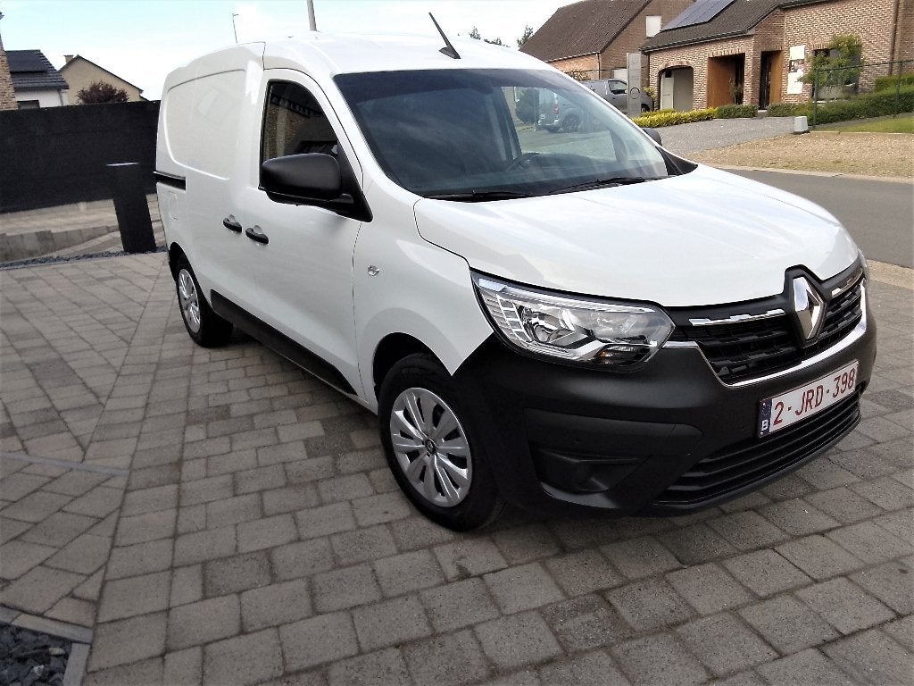 Express 1.5 Blue dCi 03/2024 NAVI AIRCO carPlay CAMERA PDC, Auto's, Renault, Voorwielaandrijving, 4 cilinders, Leder en Stof, Wit