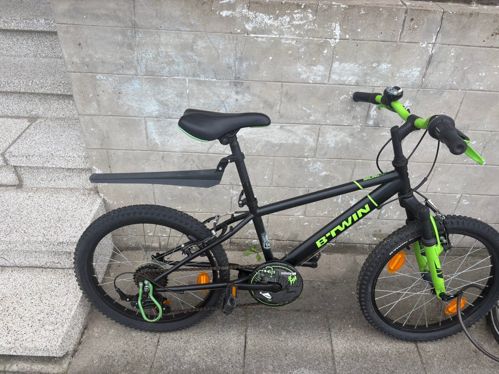 B TWIN Mountainbike, Fietsen en Brommers, Ophalen, Zo goed als nieuw, 20 inch, Versnellingen