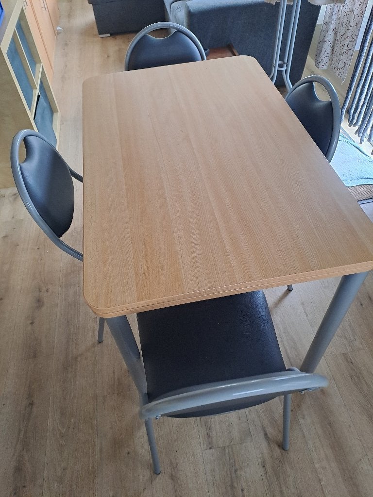 Table de cuisine et 4 chaises, Enlèvement, Comme neuf