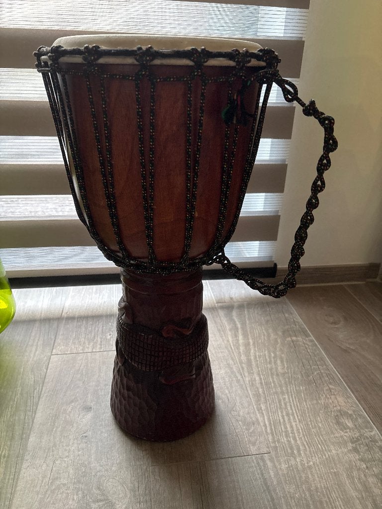 Djembe trommel, Muziek en Instrumenten, Drumstellen en Slagwerk, Ophalen, Zo goed als nieuw