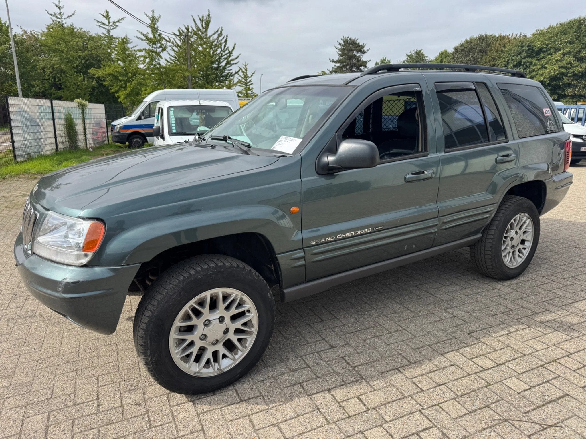 Jeep Grand Cherokee *BELGIAN ORIGINE-AUTOMATIC* (bj 2002), Autos, Achat, Entreprise, 2685 cm³, https://public.car-pass.be/vhr/9ca5d5d0-1c4c-4ba2-9d2f-5d457ab9c16c