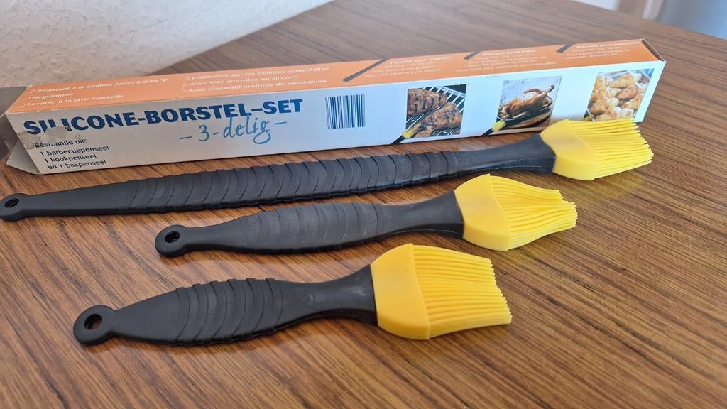 Set de 3 pinceaux en silicone avec manche long (nouveau), Envoi