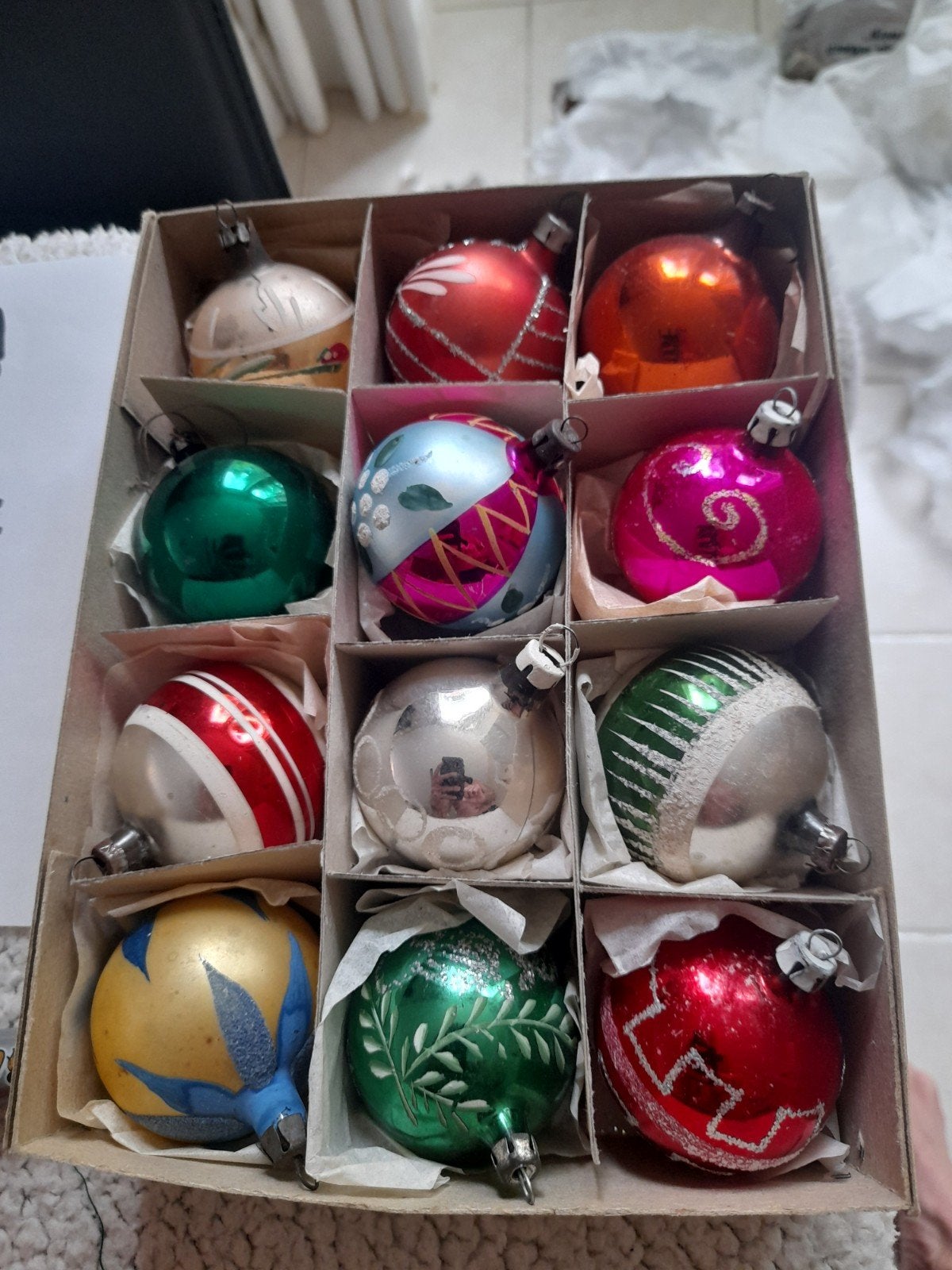 vieilles boules de Noël, Enlèvement ou Envoi