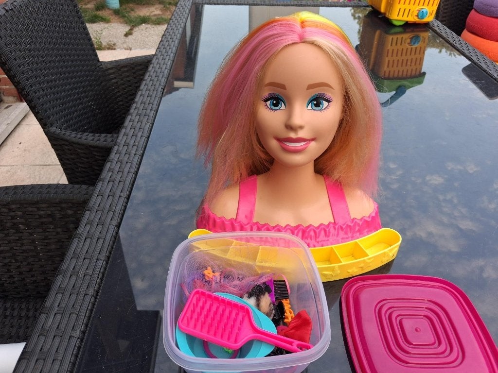 Barbie Kaphoofd kapper rainbow, Ophalen, Gebruikt, Barbie