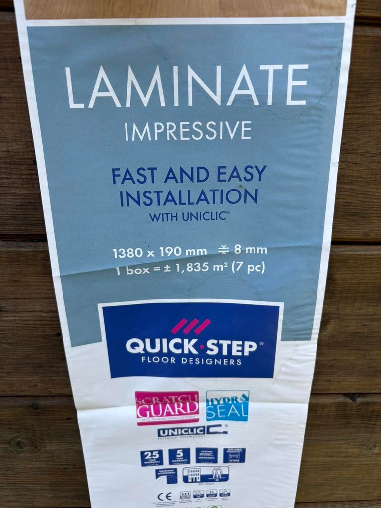 Un laminé impressionnant, Bricolage & Construction, Aggloméré, Enlèvement, 5 à 10 m², Bois