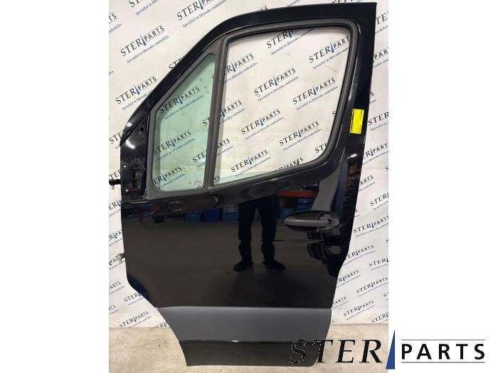Portière 2portes gauche d'un Mercedes Sprinter (197), 3 mois de garantie, Utilisé, Porte, -