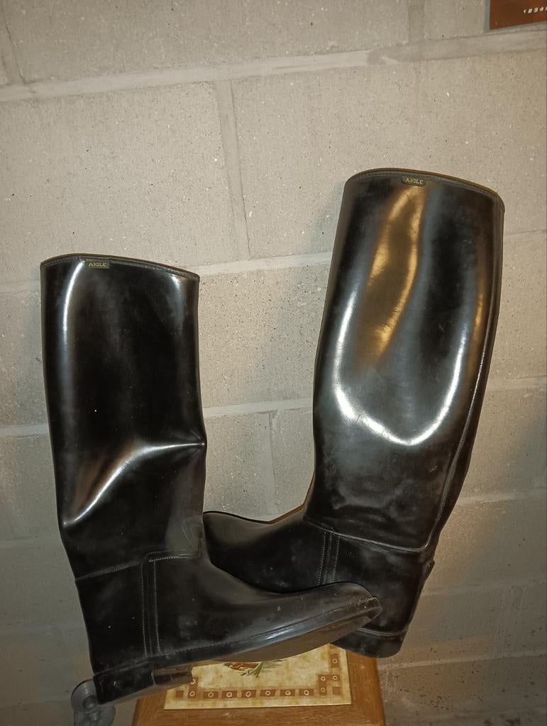 Ruiter laarzen, Ophalen