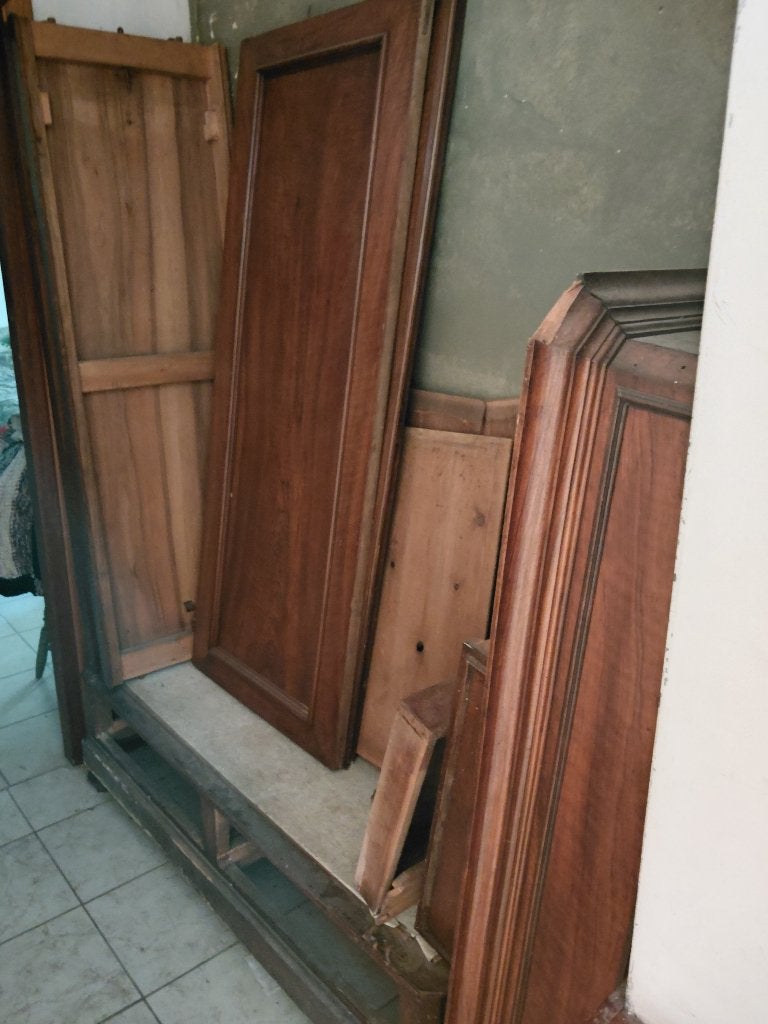 Ancienne garde-robe, Enlèvement, Utilisé