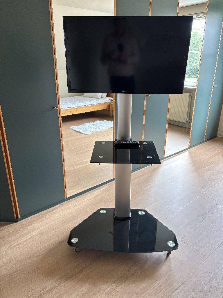 TV meubel (inclusief TV) op wieletjes, 25 à 50 cm, 50 à 100 cm, Modern, Verre