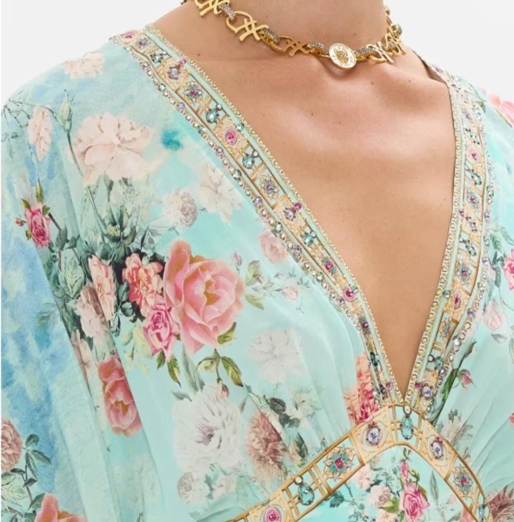 Robe chemisier en soie Camilla avec décoration, Au-dessus du genou, Bleu, Envoi, Neuf