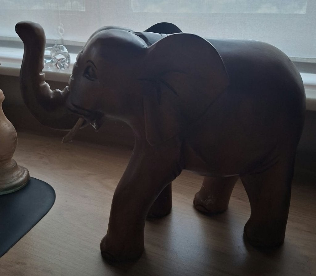 Knappe houten olifant, Antiek en Kunst, Ophalen, Hout
