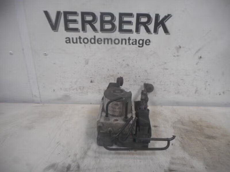 ABS POMP Ford Focus 2 Wagon (01-2004/09-2012) (3m512m110ga), Enlèvement ou Envoi, Sodener Straße 9 65824 Schwalbach, DE, Continental Aftermarket & Services GmbH