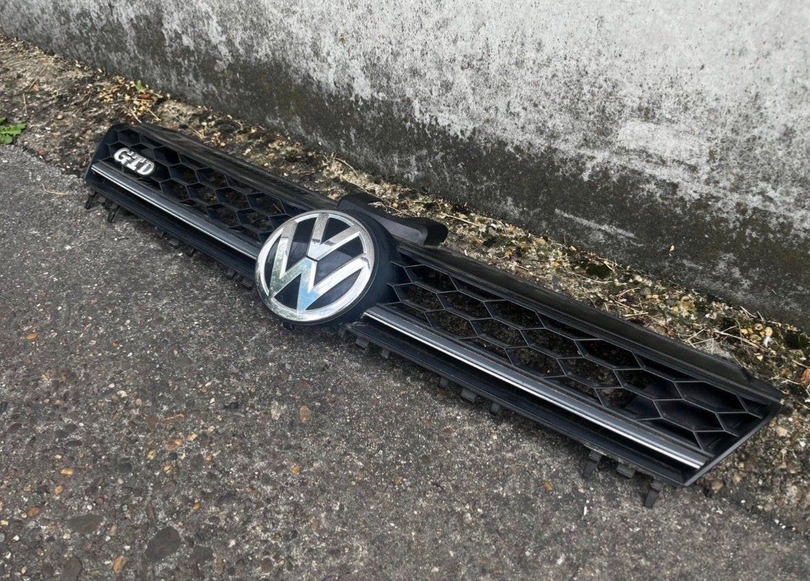 Calandre Volkswagen Golf 7 GTD, Volkswagen, Volkswagen AG, Vw@volkswagen.de, Utilisé