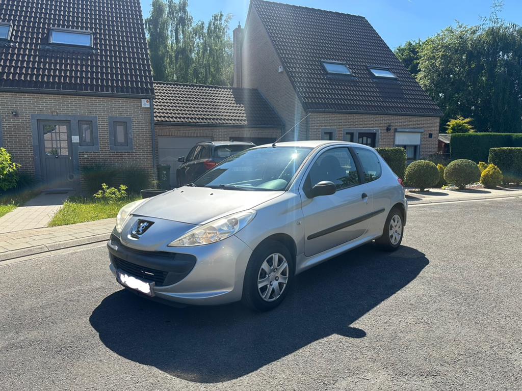 Peugeot 206+ / 2010 / Essence / Euro 4 / Tres bon état !!, Autos, 1124 cm³, Achat, Noir, 5 places