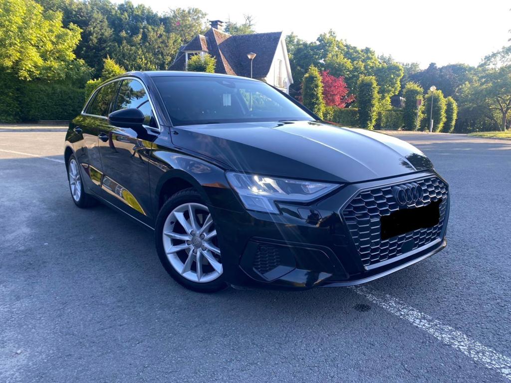 Audi A3 Sportback * G-TRON Automaat - S tronic, Auto's, Audi, Particulier, A3, ABS, Adaptive Cruise Control, Airbags, Alarm, Apple Carplay