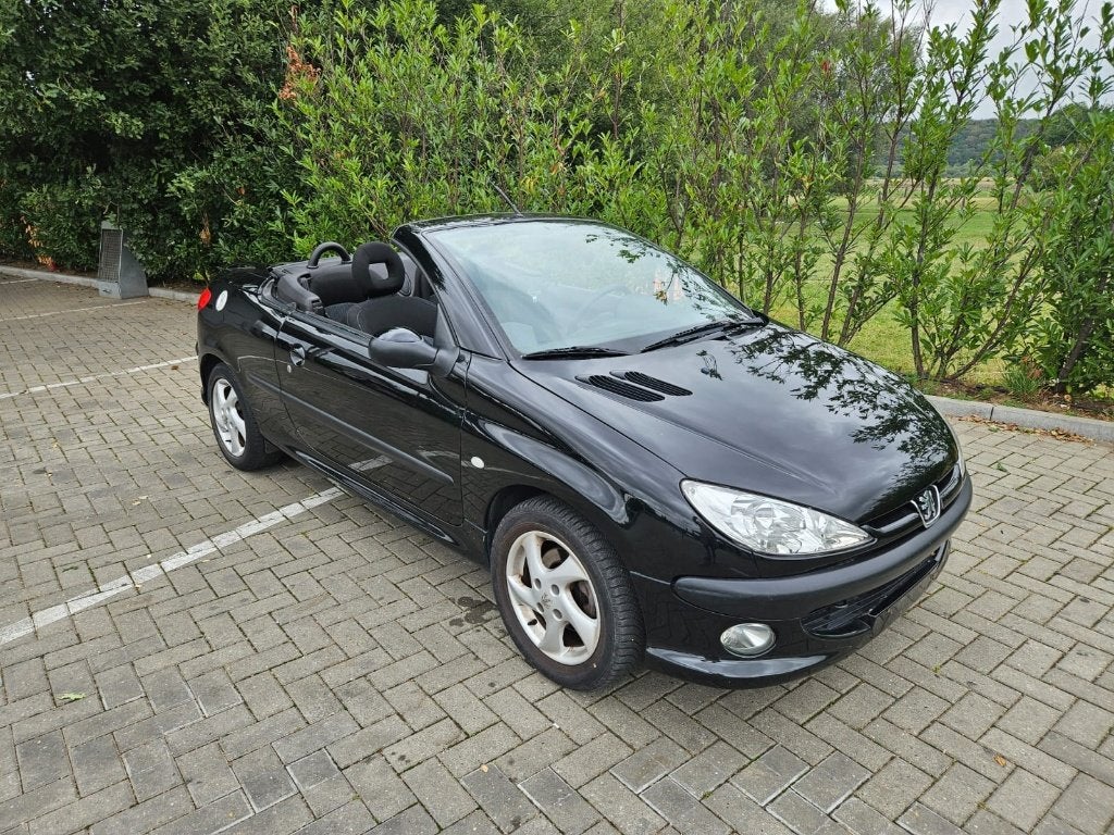 Peugeot 206 CC 1.6i  76.980 KM ️ CABRIOLET, Voorwielaandrijving, 4 zetels, Stof, Zwart