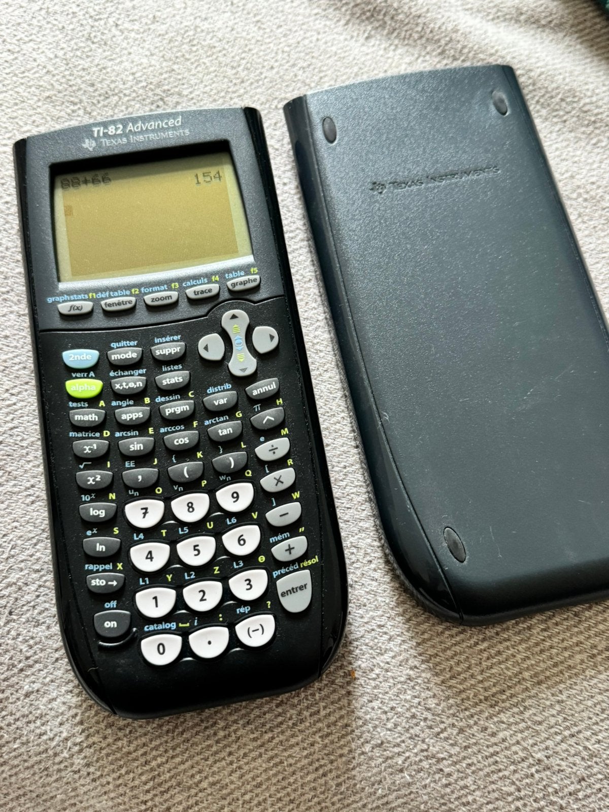 Texas Instruments TI-82 Geavanceerd, Ophalen of Verzenden, Zo goed als nieuw