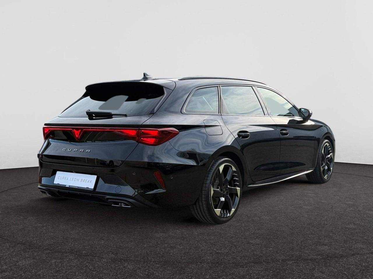 Cupra Leon SW Tribe Edition 1.5 eTSI 150pk DSG 7v Mild Hybri, Autos, Achat, 129 g/km, Leon, Break