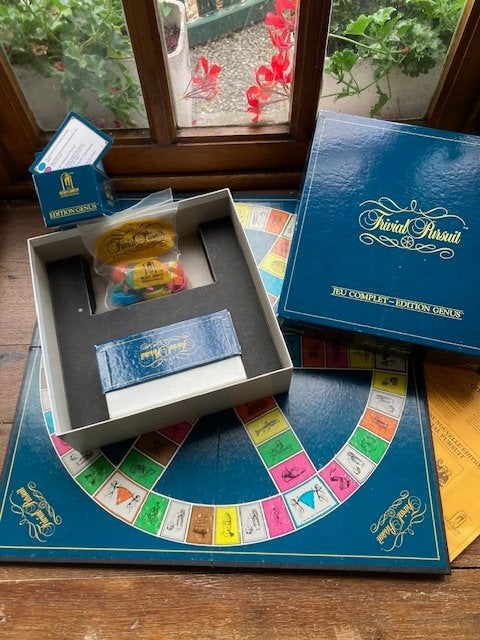 TRIVIAL PURSUIT années 80, Cinq joueurs ou plus, Enlèvement, Utilisé, TRIVIAL PURSUIT