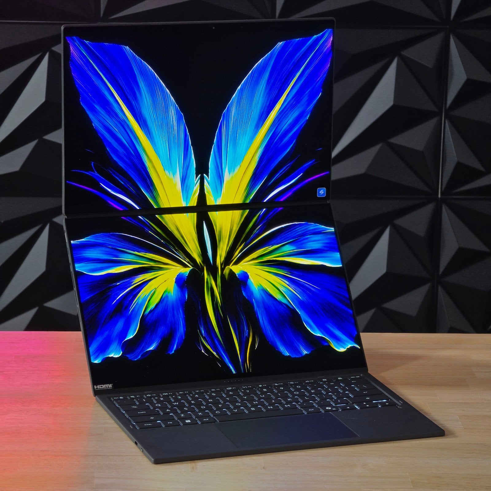 Asus Zenbook DUO (Ultra X9 + 32GB RAM)
Zo goed als nieuw, 1, Computers en Software, Nieuw, 14 inch, Ophalen of Verzenden, Gaming