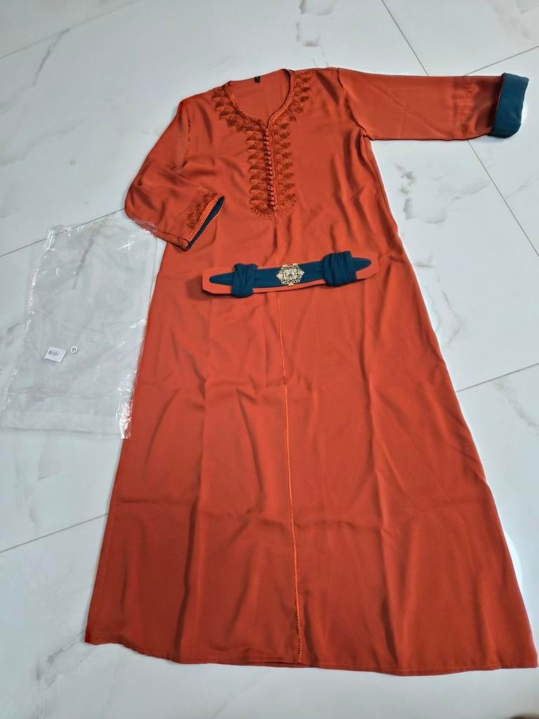 Caftan fille neuf, Kleding | Dames, Gelegenheidskleding