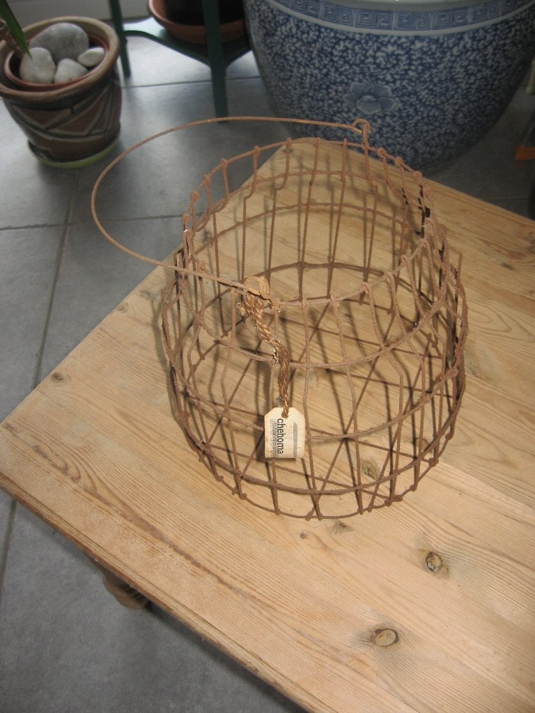 Oude Franse metalen mand van „Chehoma” bij, Mand, Nieuw, Ophalen of Verzenden, Overige vormen