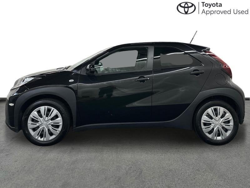 Toyota Aygo AT Play | carplay | camera, Automaat, Zwart, 5 deurs, 111 g/km