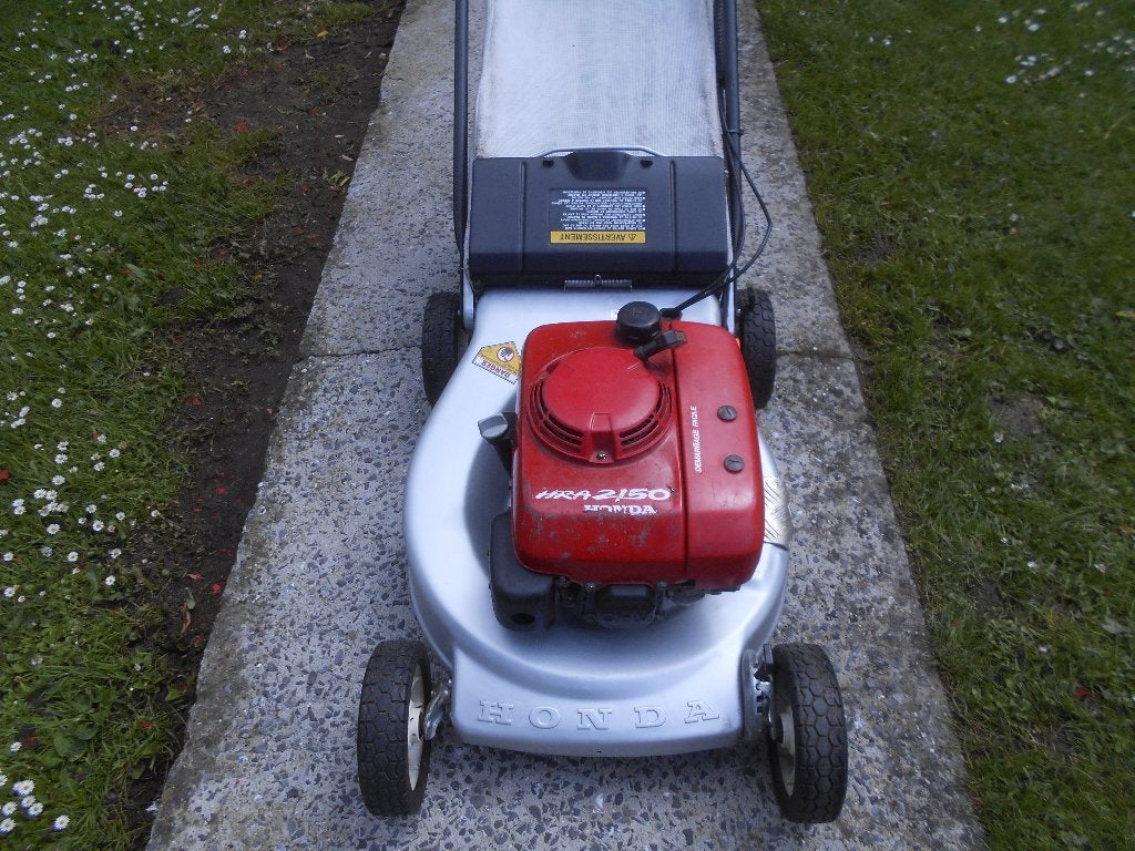 Tondeuse Auto-tractee HONDA HRA2150 3 vitesses, Ophalen, Cirkelmaaier, Honda, Zo goed als nieuw
