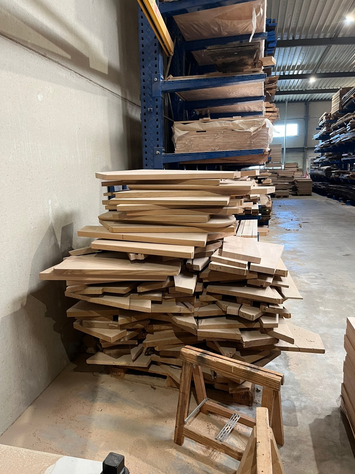 Hout, Doe-het-zelf en Bouw, Ophalen, 25 tot 50 mm, Zo goed als nieuw, Plank