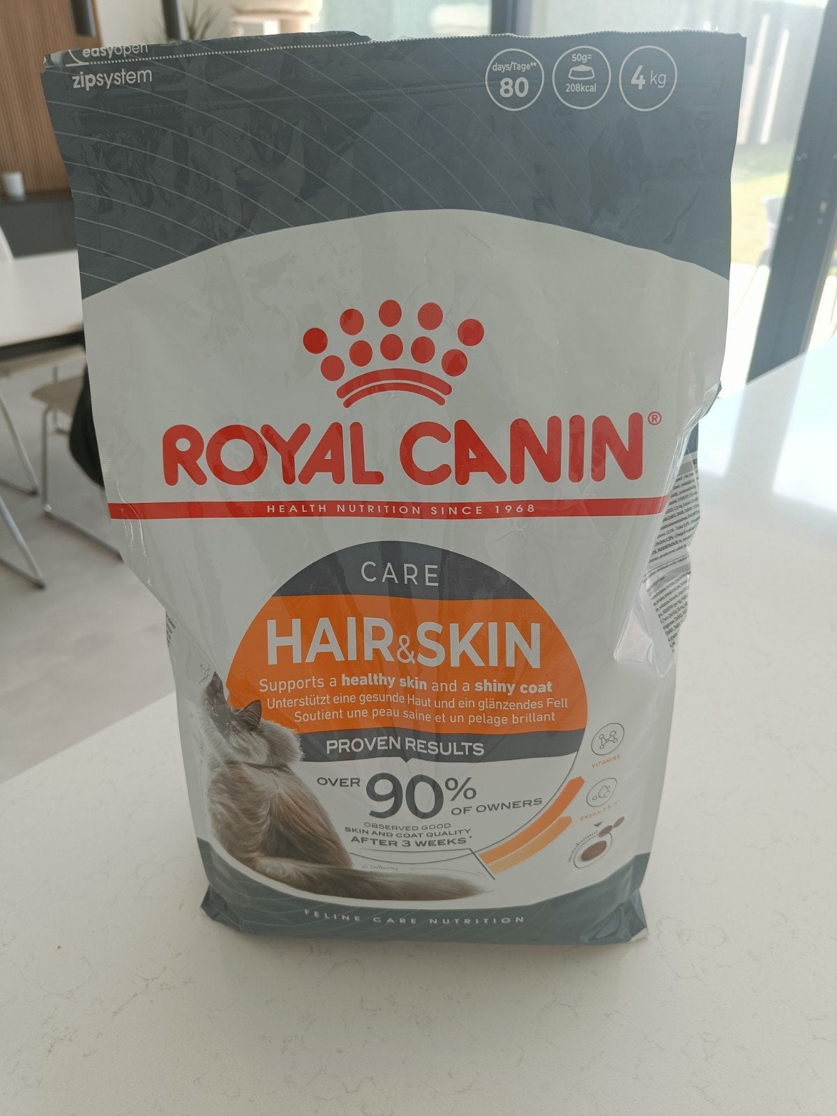 Royal Canin Hair & Skincare, Ophalen, Kat
