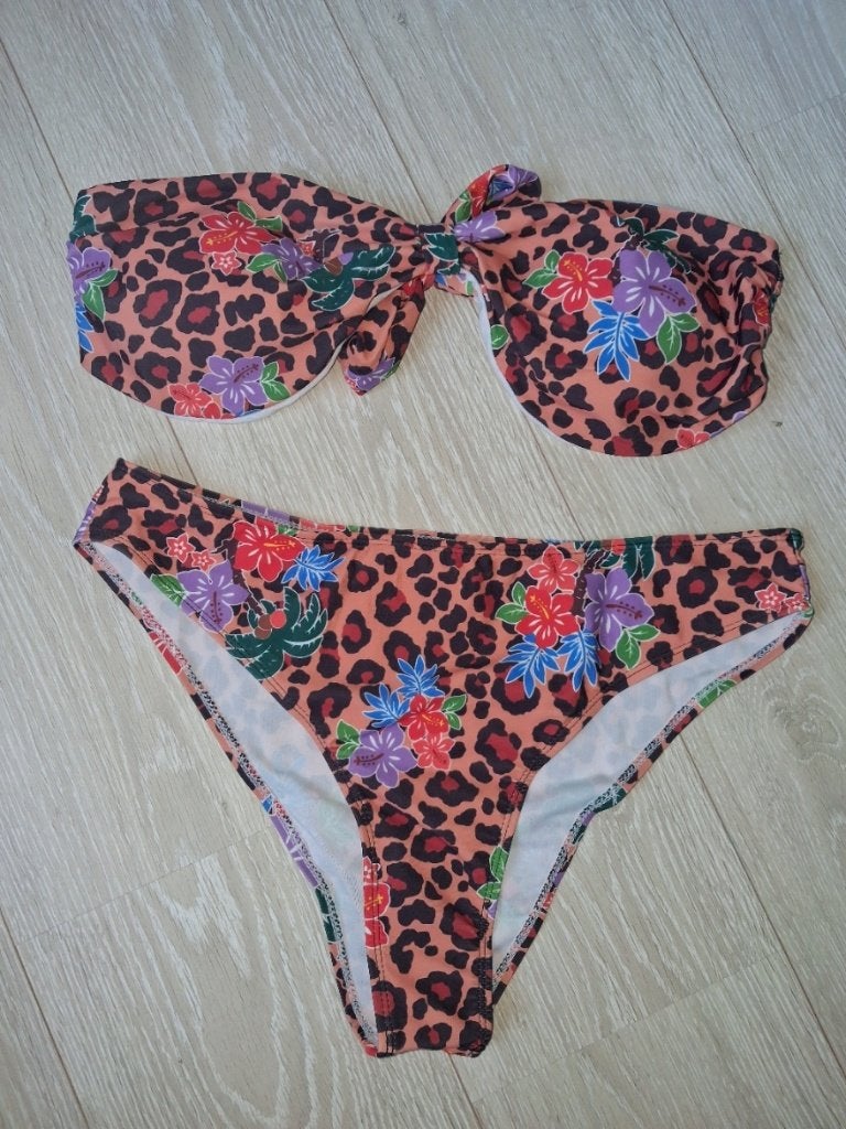 Nieuwe bikini panterprint bloemen XXL, Kleding | Dames, Ophalen of Verzenden, Nieuw, Overige kleuren, Bikini